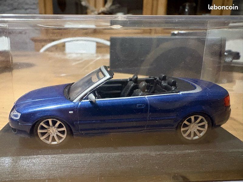 Deagostini - Cararama / Schuco 1/43 - Audi A4 Cabriolet 2003 Orange