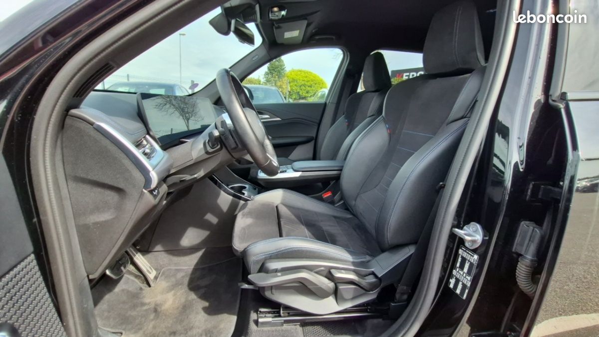 Bmw x1 u11 sdrive 18i 136ch dkg7 m sport (image 13)