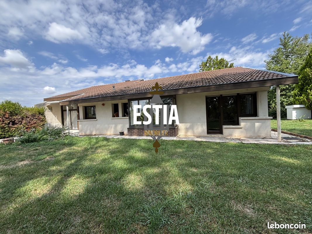 Maison 6 pièces 196 m² · à Einville-au-Jard · 196 m² · 332 000 €