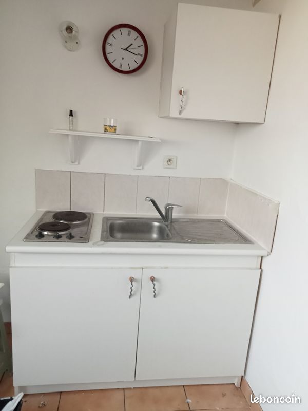Appartement 1 pièce 25 m² · à Le Mans · 25 m² · 300 €