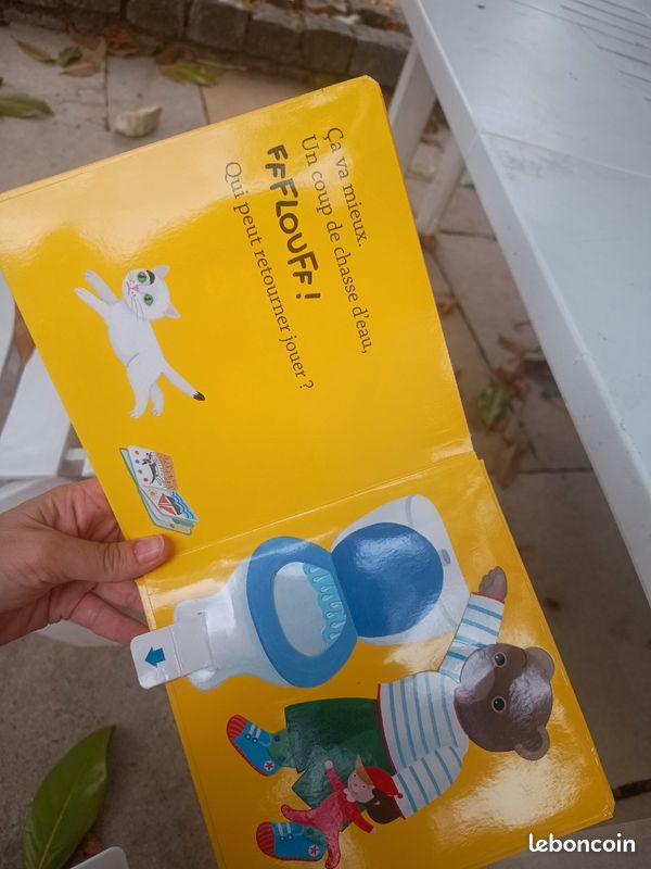 Livre Petit Ours Brun pop-up (image 4)