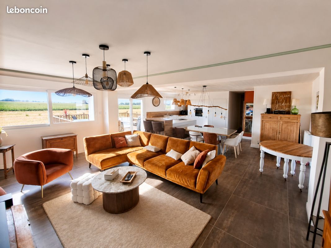 Maison 6 pièces 180 m² · à Rexpoëde · 180 m² · 355 000 €
