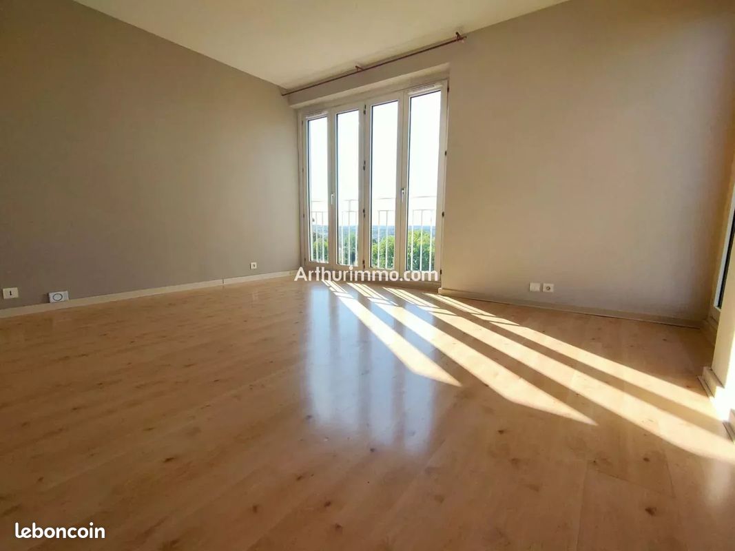 Appartement 4 pièces 68 m² · à Sucy-en-Brie · 68 m² · 1 200 €
