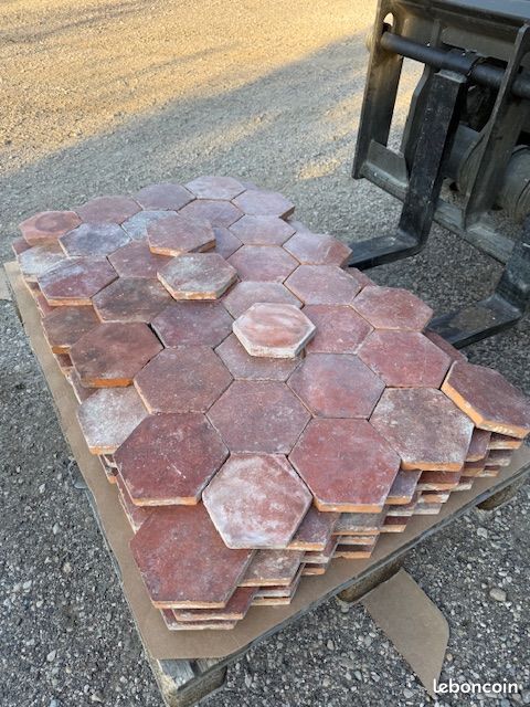 Tomettes anciennes hexagonales - Provence Matériaux Anciens