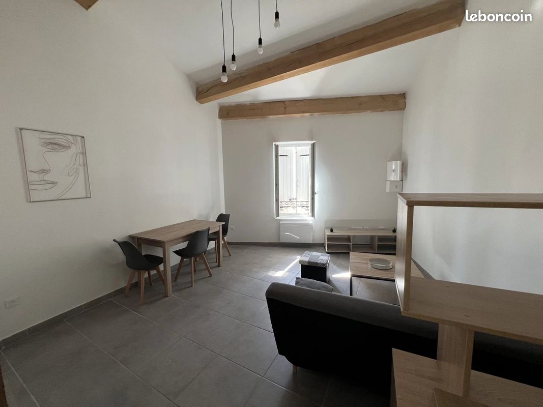 Appartement 2 pièces 40 m² · à Montélimar · 40 m² · 555 €/mois