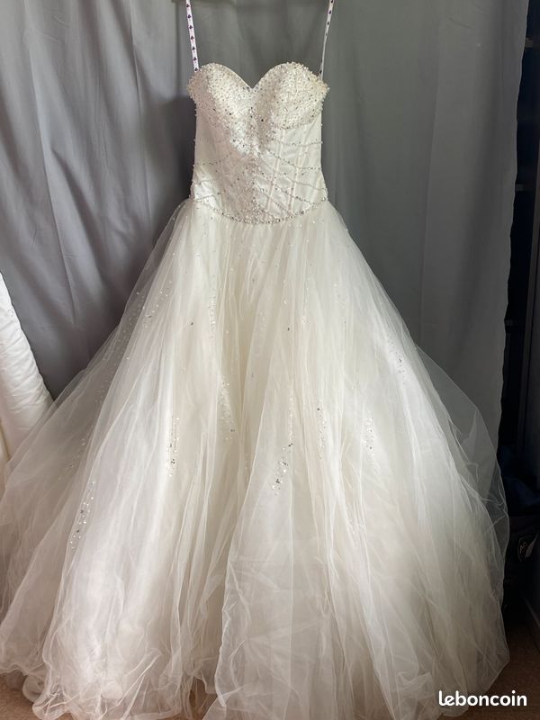 Robe de mariée (image 1)