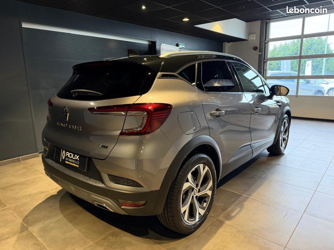 Renault captur rs line mild hybrid 160 edc / bose (image 3)