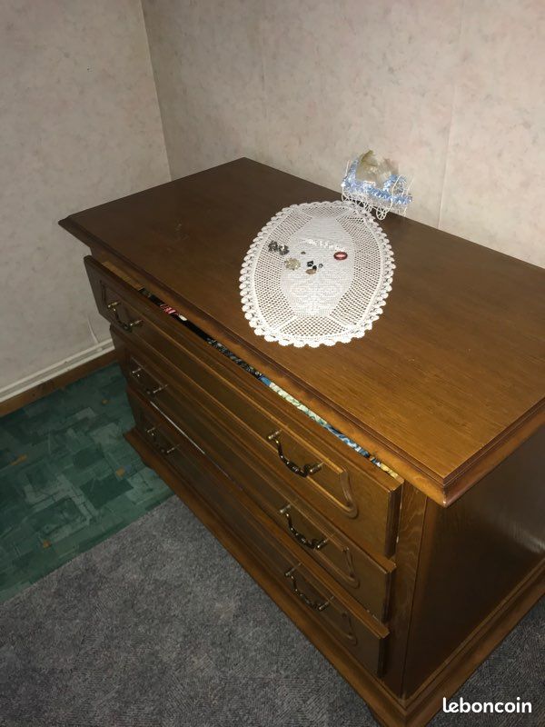 Commode (image 3)