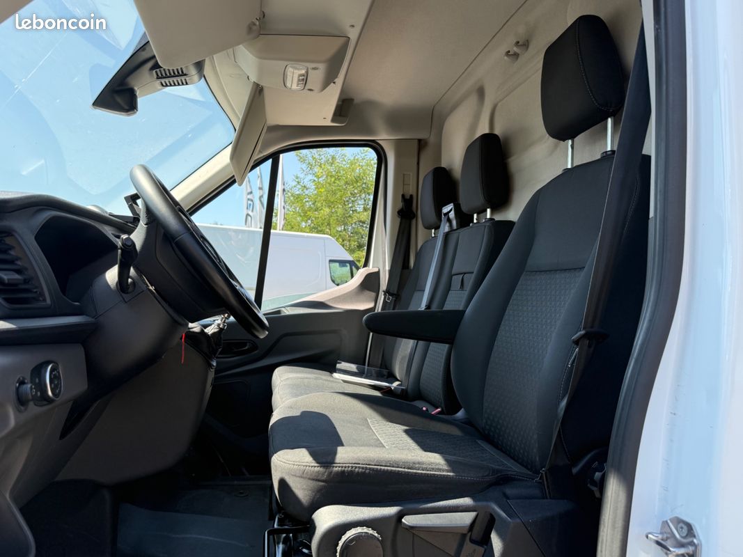 Ford transit vu 19 158 ht / fourgon 2t t290 2.0 tdci 130 ch l2h2 ambiente (image 17)