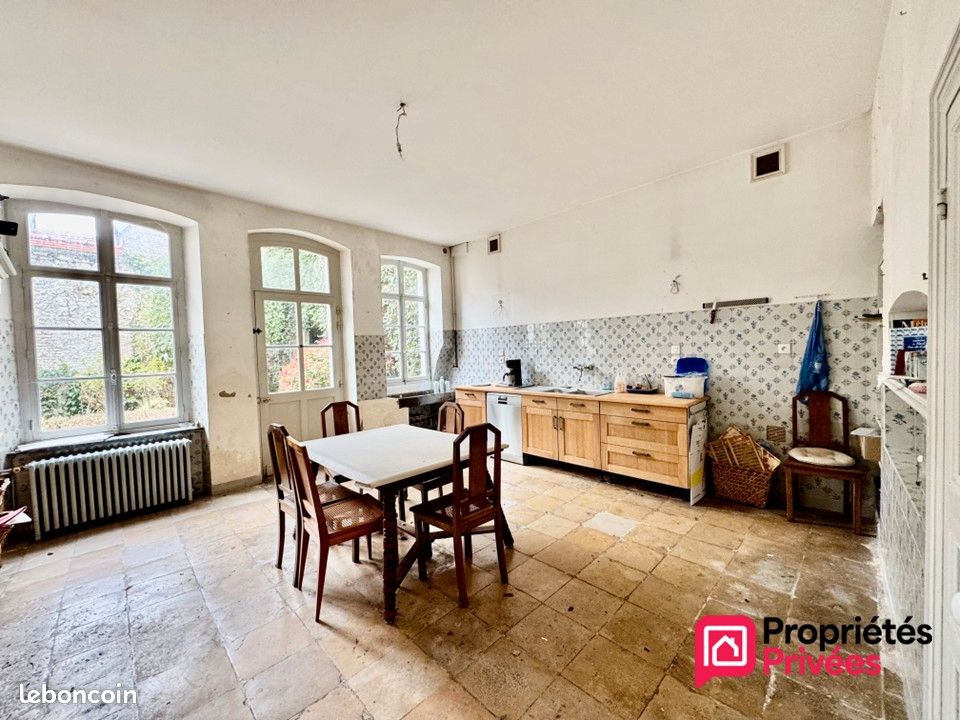 Maison 10 pièces 367 m² · à Boulogne-sur-Mer · 367 m² · 584 000 €