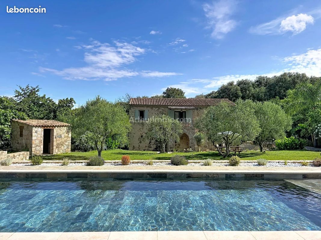 Maison 5 pièces 155 m² · à Aregno · 155 m² · 2 000 000 €