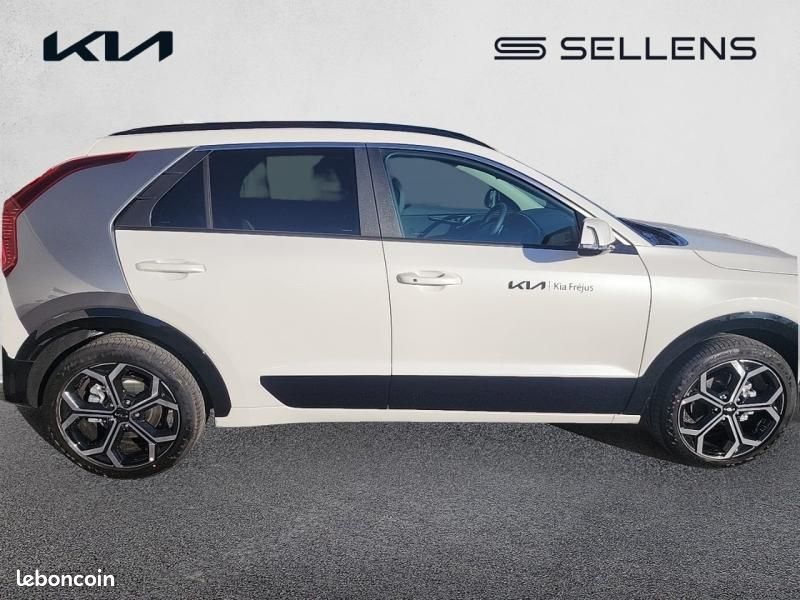 Kia Niro 1.6 GDi 129ch HEV Premium DCT6 (image 17)