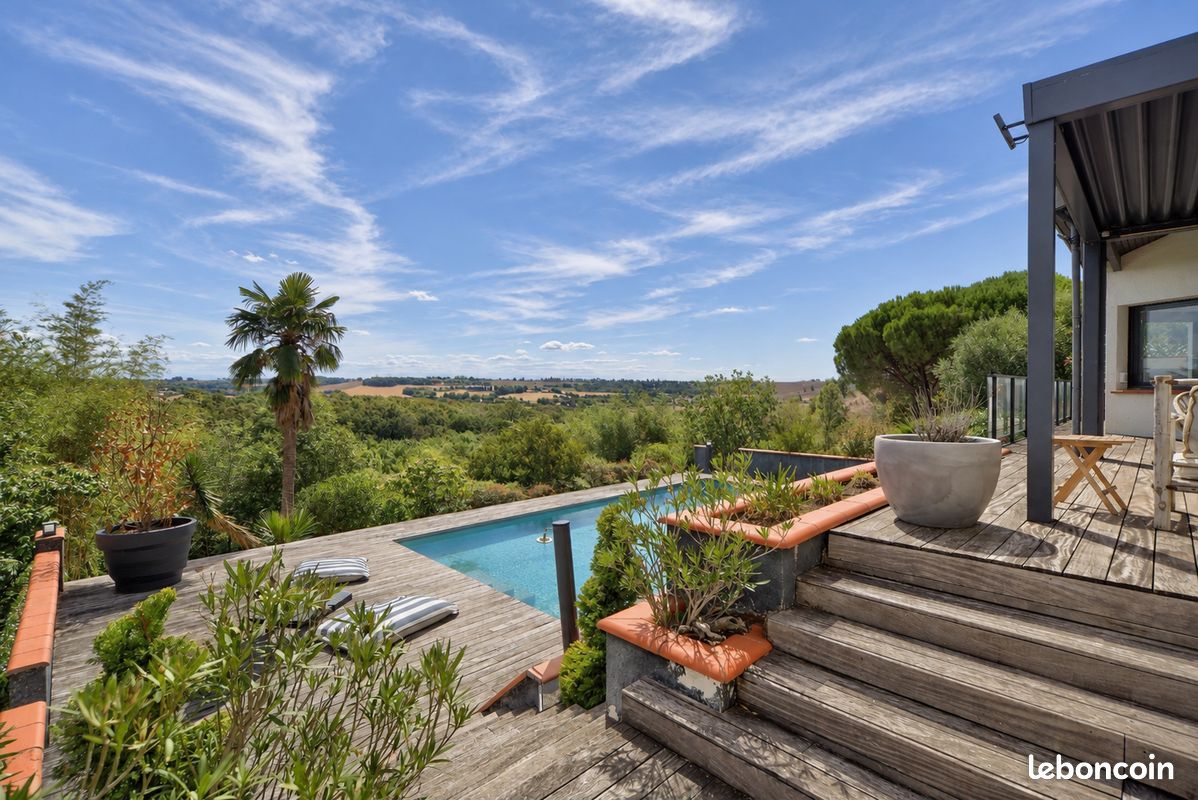 Maison 7 pièces 241 m² · à Aureville · 241 m² · 1 200 000 €