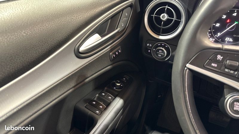 Alfa romeo STELVIO 2.2 DIESEL 210CH SPORT EDITION Q4 AT8 (image 16)
