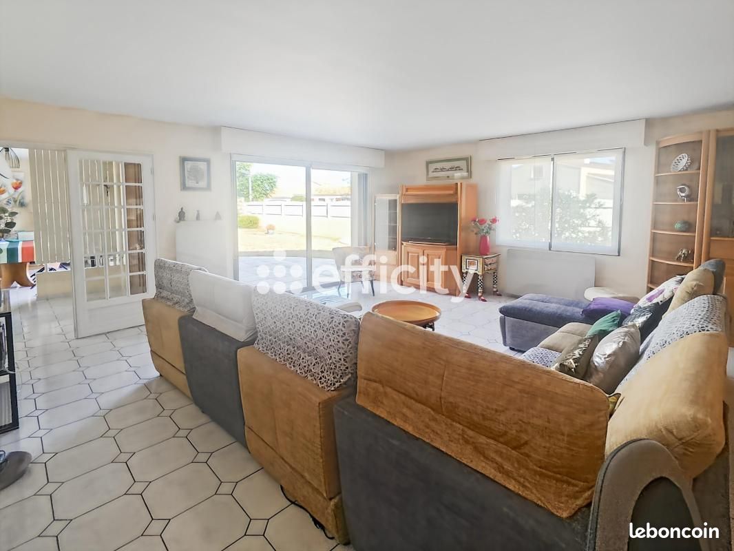Maison 5 pièces 131 m² · à Bretignolles-sur-Mer · 131 m² · 395 000 €