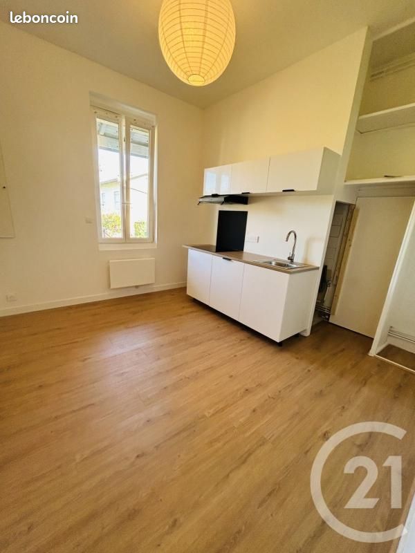 Appartement 2 pièces 50 m² · à Bordeaux · 50 m² · 713 €/mois