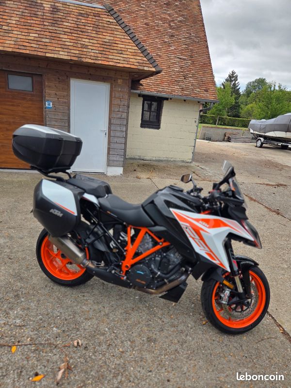 Ktm 1290 superduke gt (image 1)