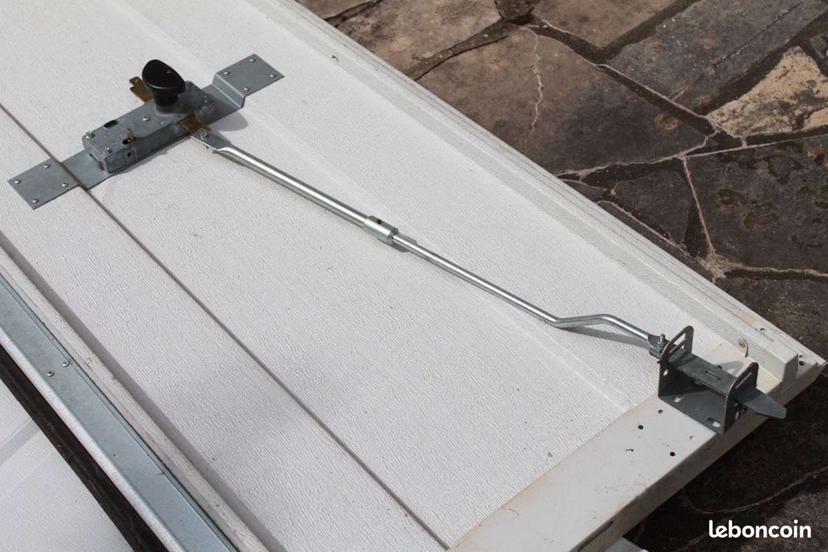 Porte isolante sectionnelle 2.50 x 2.25 m épaisseur 4cm (image 4)