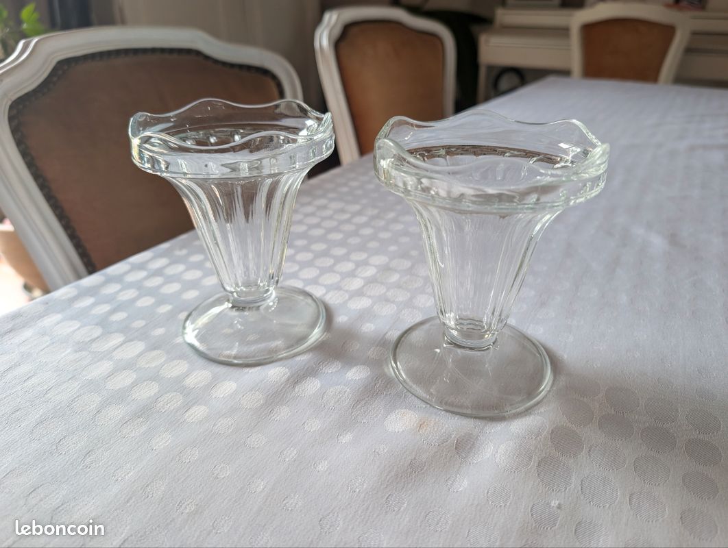 2 coupes de glace en verre (image 1)