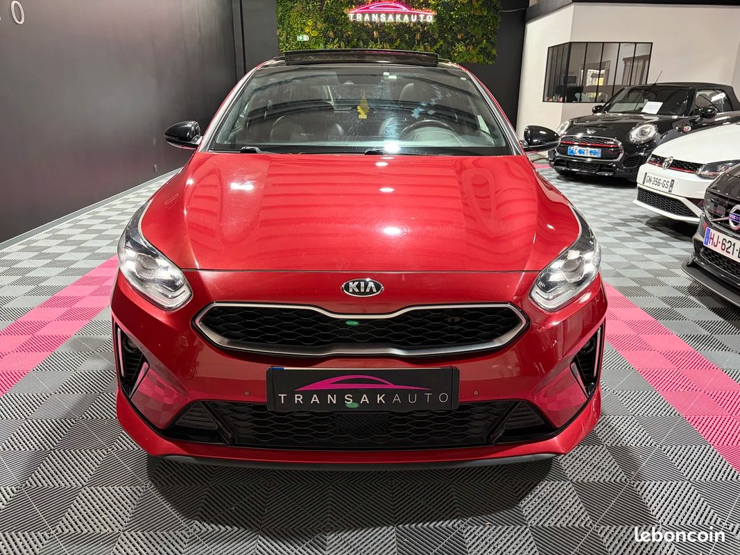 Kia CEED 1.4 140 GT Line Premium FULL ENTRETIEN KIA / TOIT OUVRANT / VOLANT CHAUFFANT (image 7)