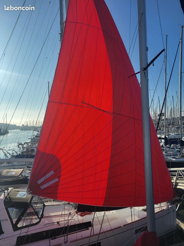 Voilier Bénéteau Oceanis 38.1 TBE (image 7)