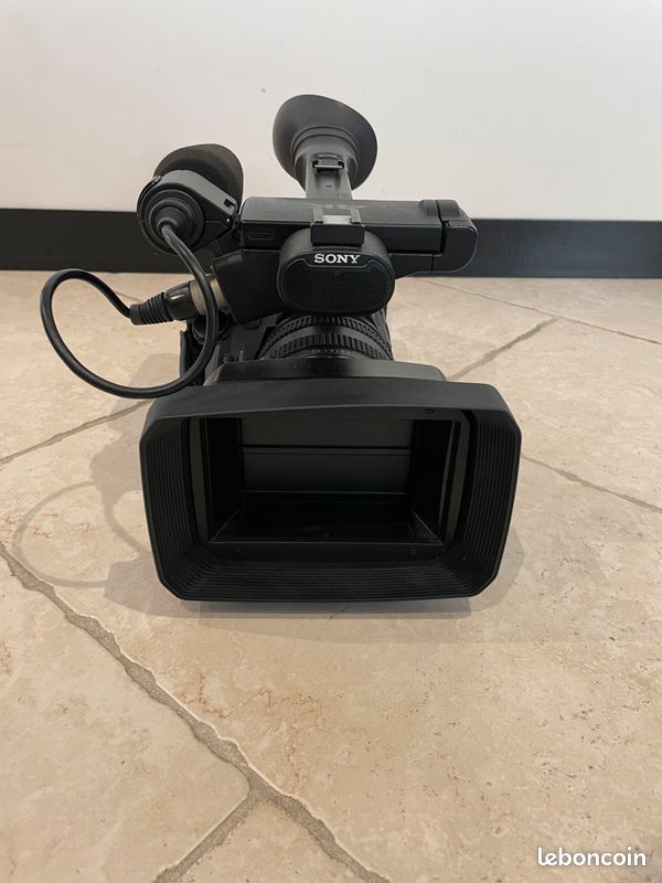 Caméra Sony PXW-Z100 – 4K professionnel (image 3)