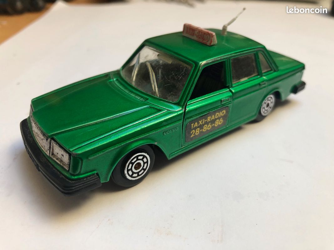 Norev Jet-Car 1/43 Volvo 265 Break 1974 – Bordeaux Métal, Miniature France