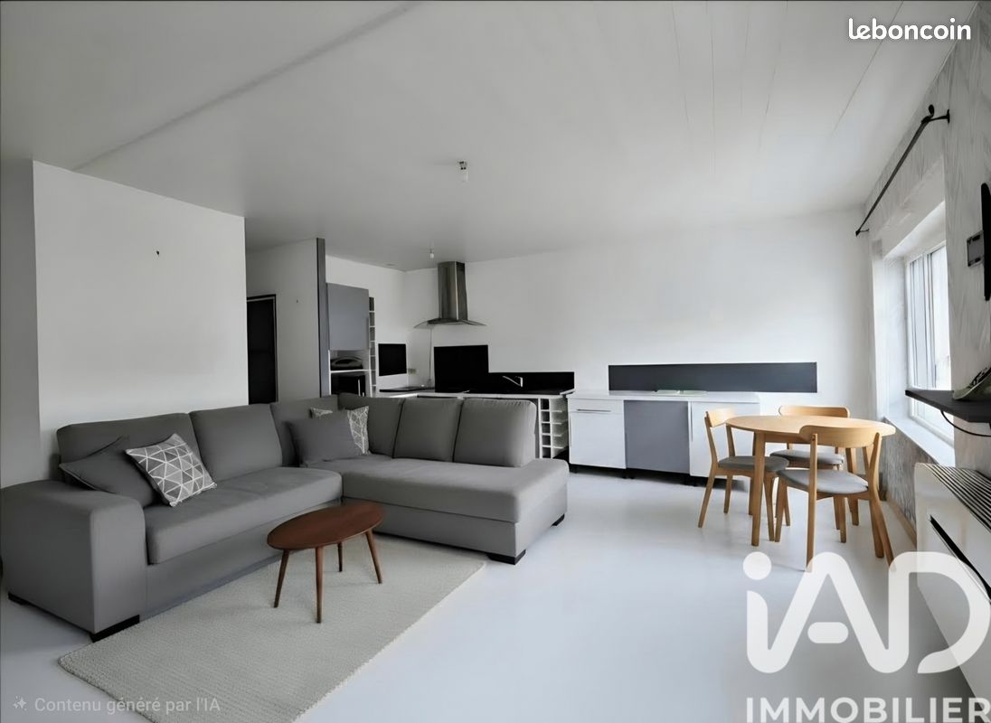 Maison 3 pièces 90 m² · à Rouillac · 90 m² · 80 000 €