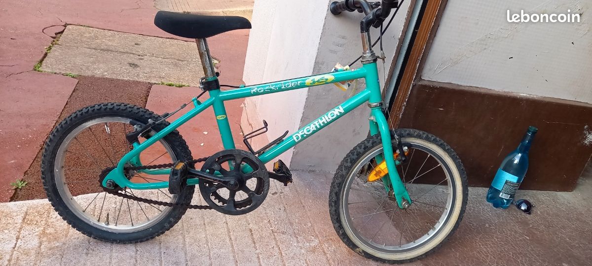 Vélo VTT Décathlon enfant (image 1)
