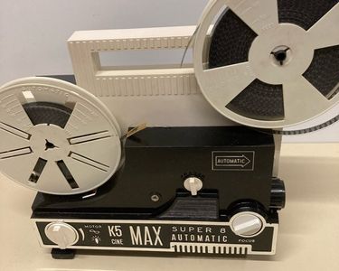 Autres Jeux ... Projecteur CINEMAX * avec Bobine