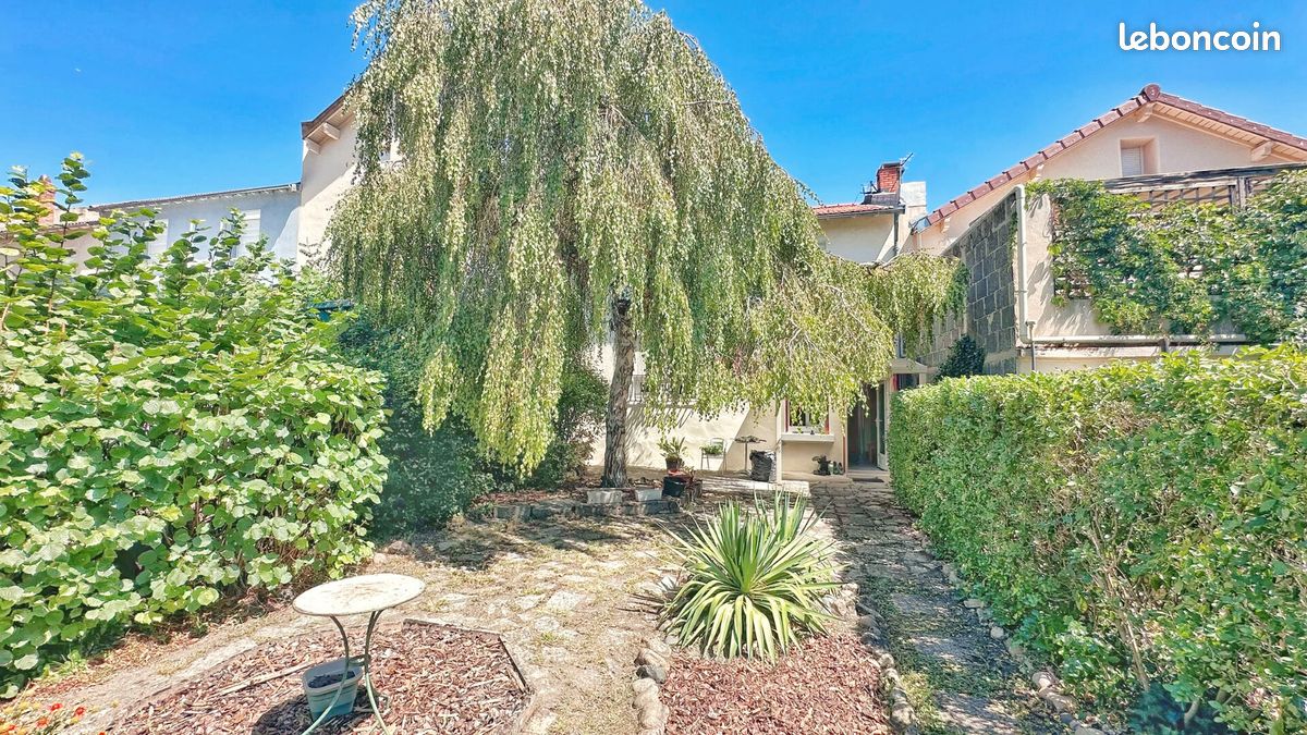 Maison 5 pièces 116 m² · à Clermont-Ferrand · 116 m² · 222 390 €
