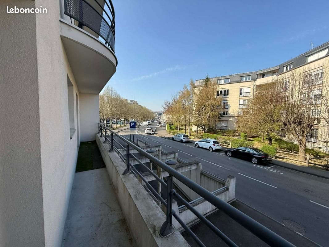 Appartement 2 pièces 44 m² · à Compiègne · 44 m² · 150 000 €