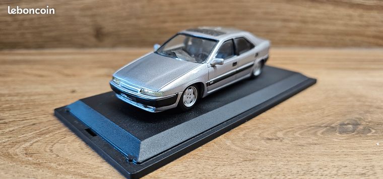 OPO 10 - Voiture 1/24 Compatible avec Citroen XANTIA - CIT034