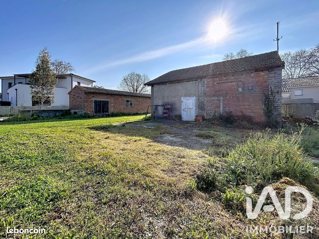 Terrain 814 m² · à Castelmaurou · 814 m² · 105 000 €