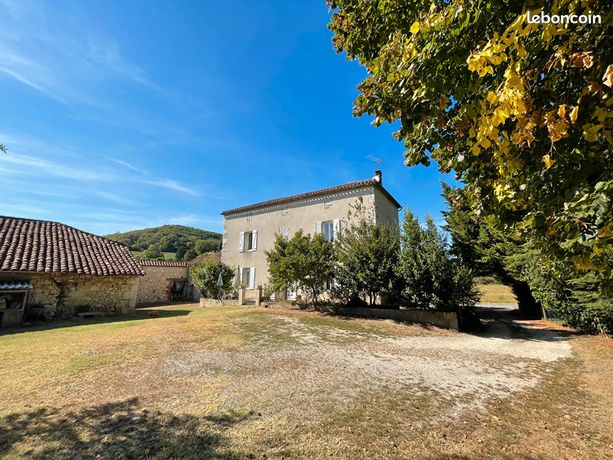 Propriété 5 pièces 149 m²
