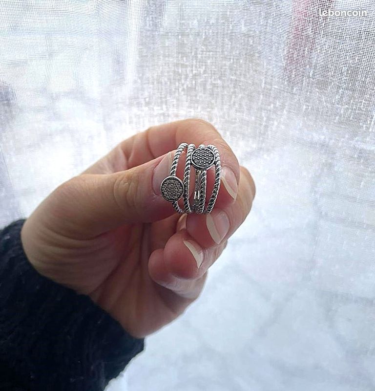 Bague 4 anneaux torsadés rhodié avec Rond en Zirconium Strass Argent 925 (image 5)