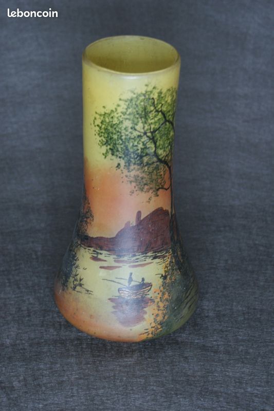 Vase Muller Frères Luneville – Galerie Florentine : Antiquaire en ligne Vase Muller Frères Luneville – Galerie Florentine : Antiquaire en ligne