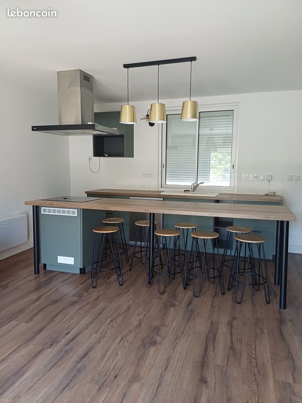 Maison 5 pièces 110 m² · à Saint-Péray · 110 m² · 1 050 €/mois