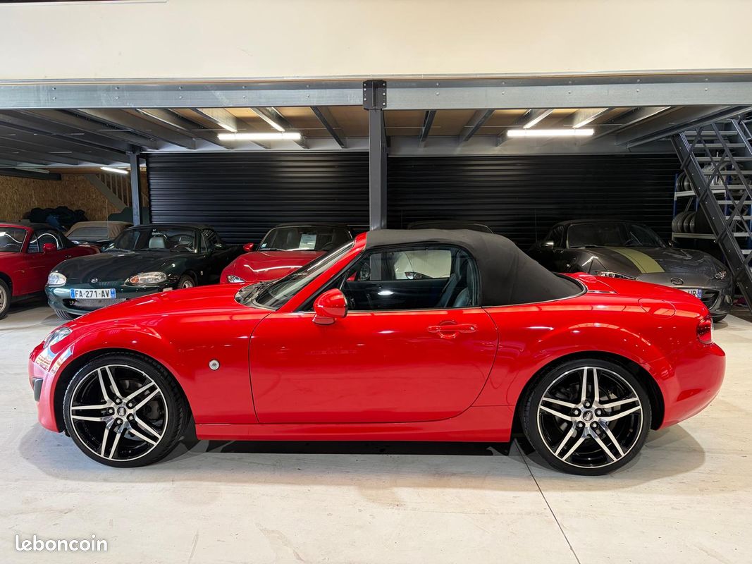 Mazda Mx-5 NCFL PERFROMANCE BVM6 2.0l mzr 160 CV / +JANTES 17 ORIGINE / 2eme MAIN / 70000 KM / BILSTEIN / BOSE / ENTRETIEN COMPLET / TRES BEL ETAT (image 15)