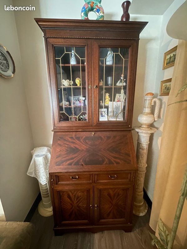 Scriban -Bureau (image 1)
