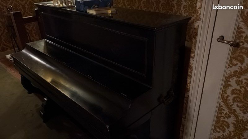Piano à re accorder (image 2)
