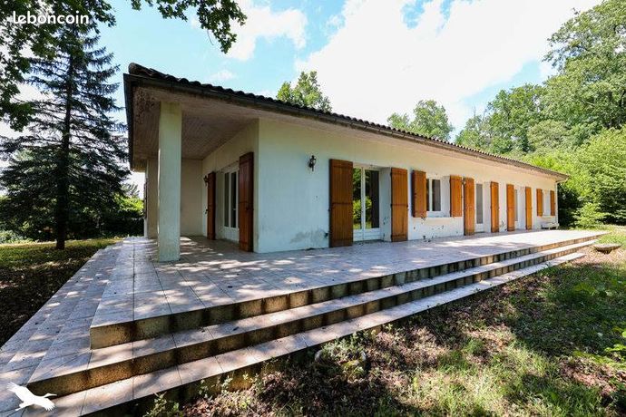 Maison 6 pièces 192 m²
