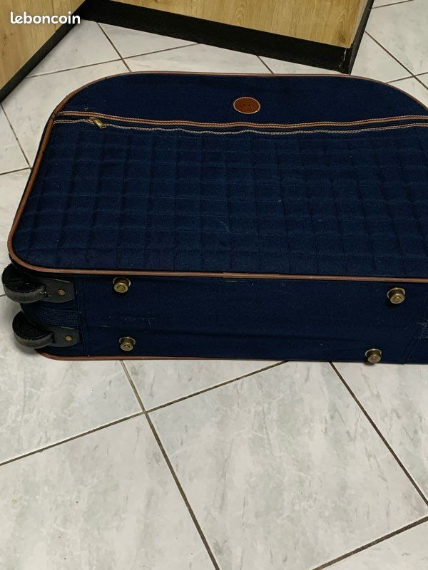 Valise (image 1)