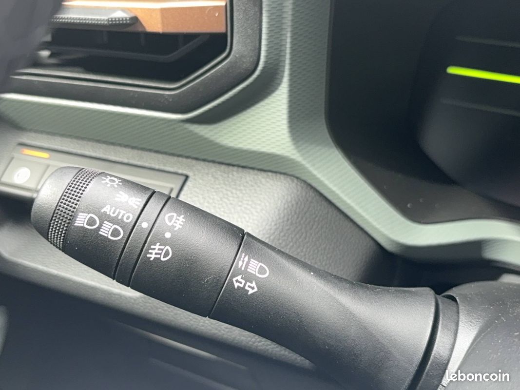 DACIA Duster Hybrid 155 Extreme (image 18)