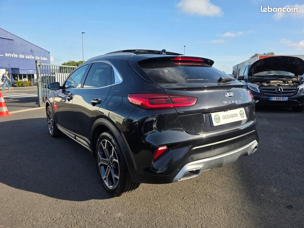 Kia Xceed MY21 1.6 CRDi 136 ch MHEV DCT7 Premium (image 8)