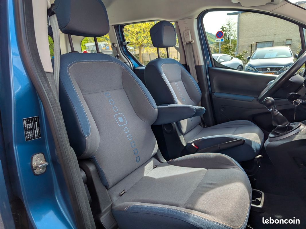 CITROEN BERLINGO MULTISPACE 1.6L 90CH / TRANSPORT PMR / TPMR / 4 PLACES + 1 FAUTEUIl (image 15)