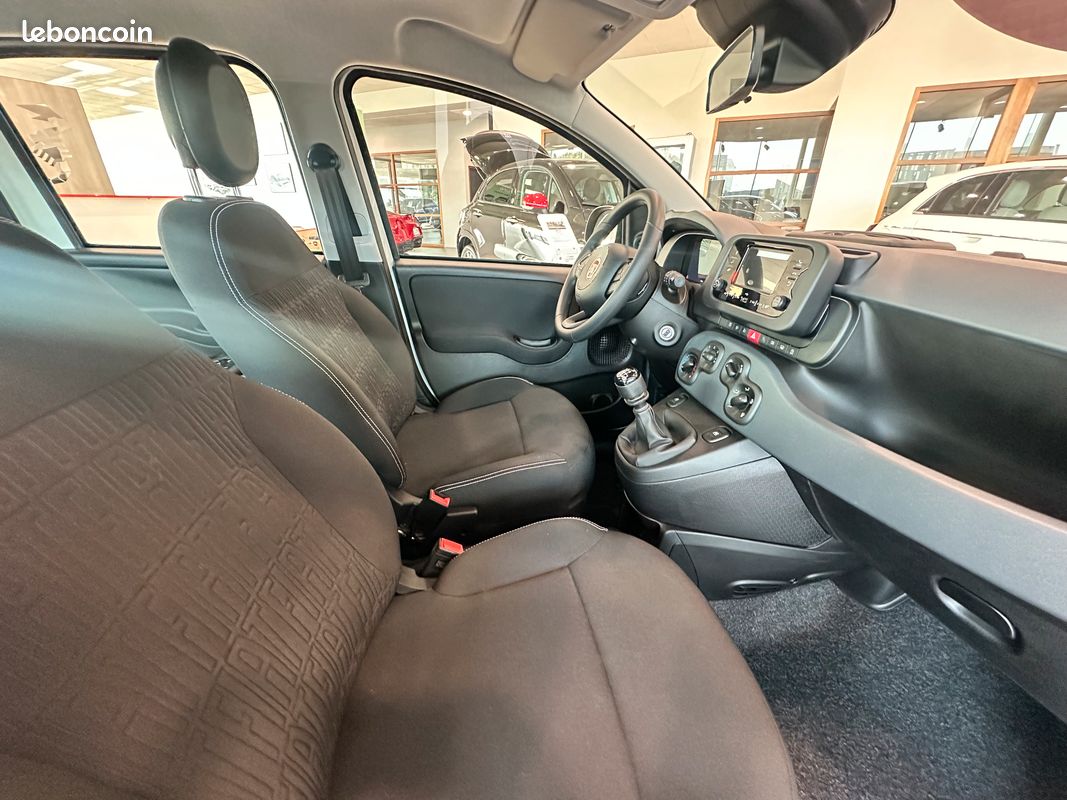 LOA 138e/mois Nouvelle Fiat Panda 1.0 Hybrid 70ch icône DISPONIBLE IMMEDIATEMENT (image 3)