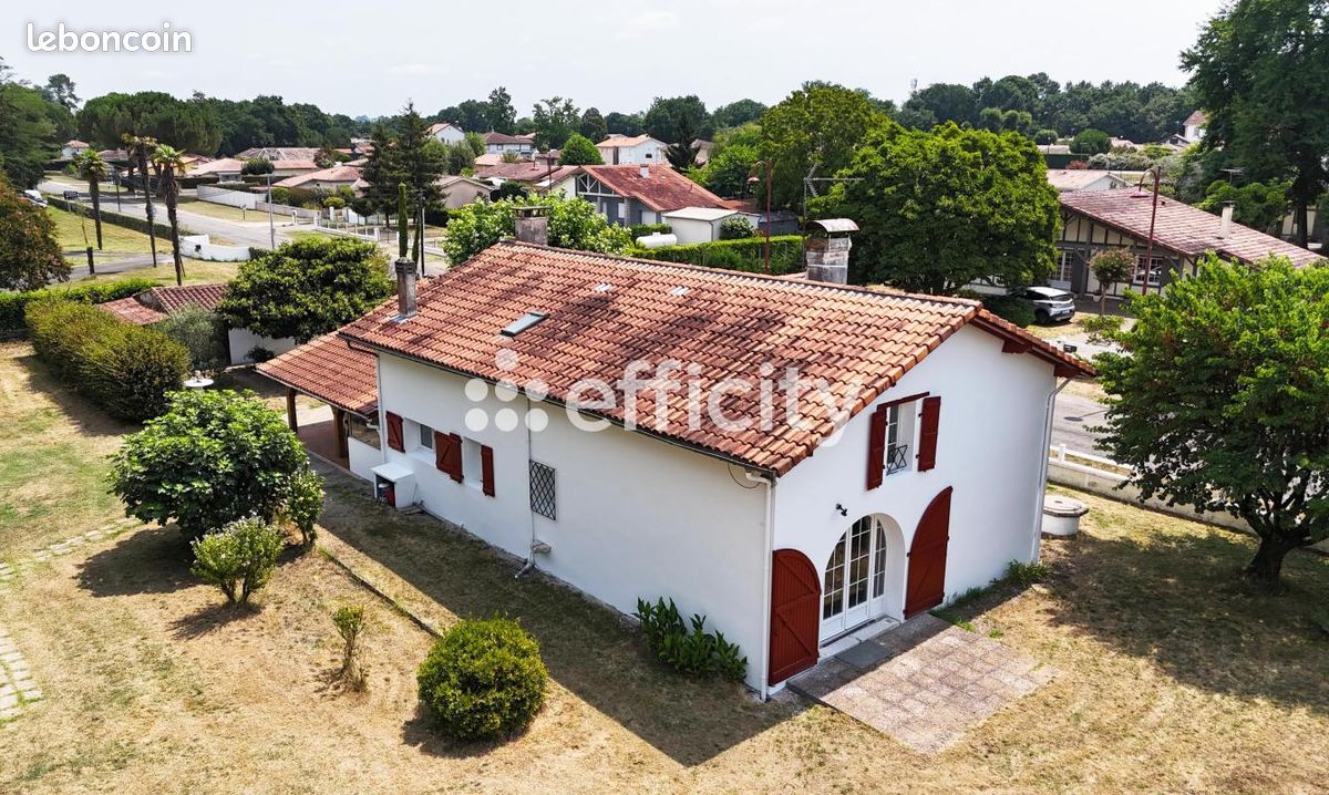Maison 8 pièces 163 m² · à Hinx · 163 m² · 369 000 €