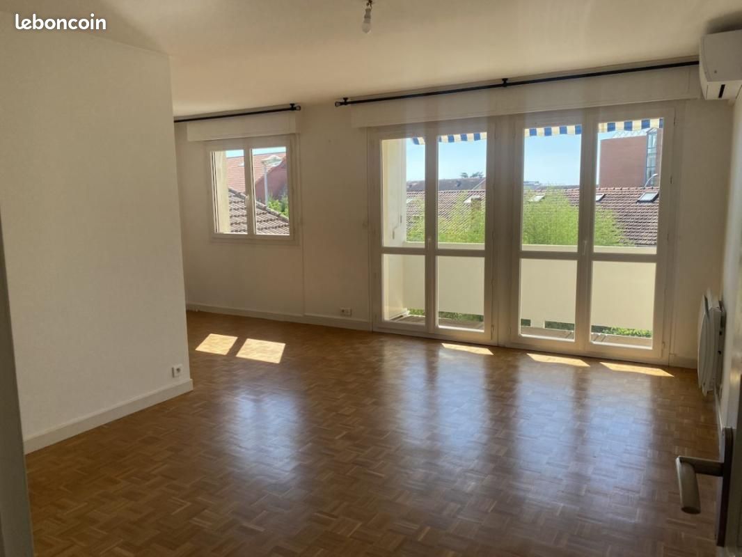 Appartement 3 pièces 82 m² · à Albi · 82 m² · 750 €/mois