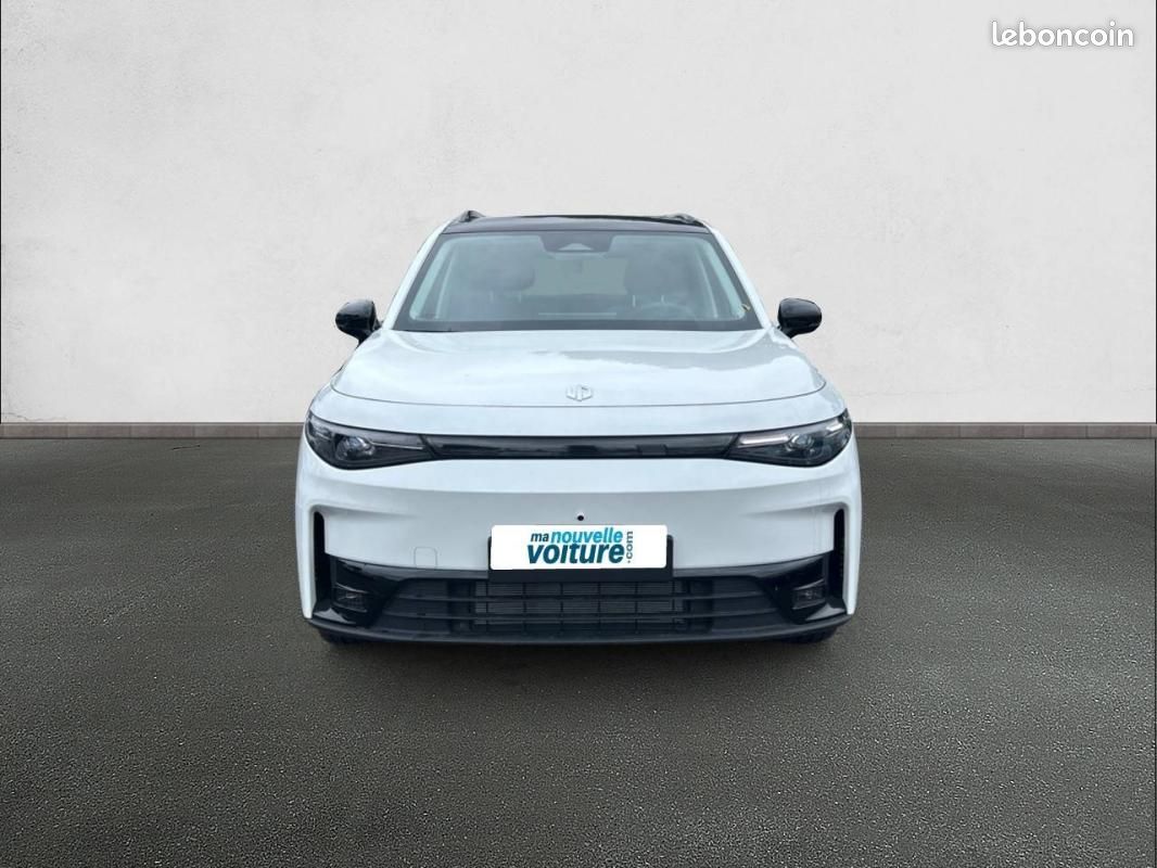 LEAPMOTOR C10 REEV 28.4 kWh - 158 kW Design (image 2)
